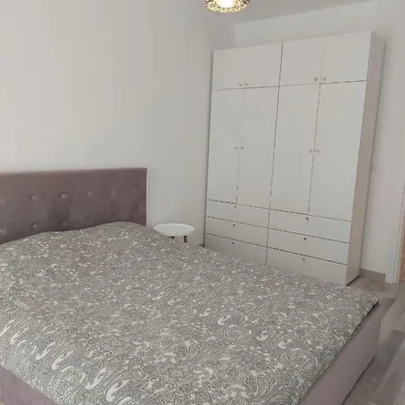 شقة Vibrant “little Jewellery” Flat بوخارست